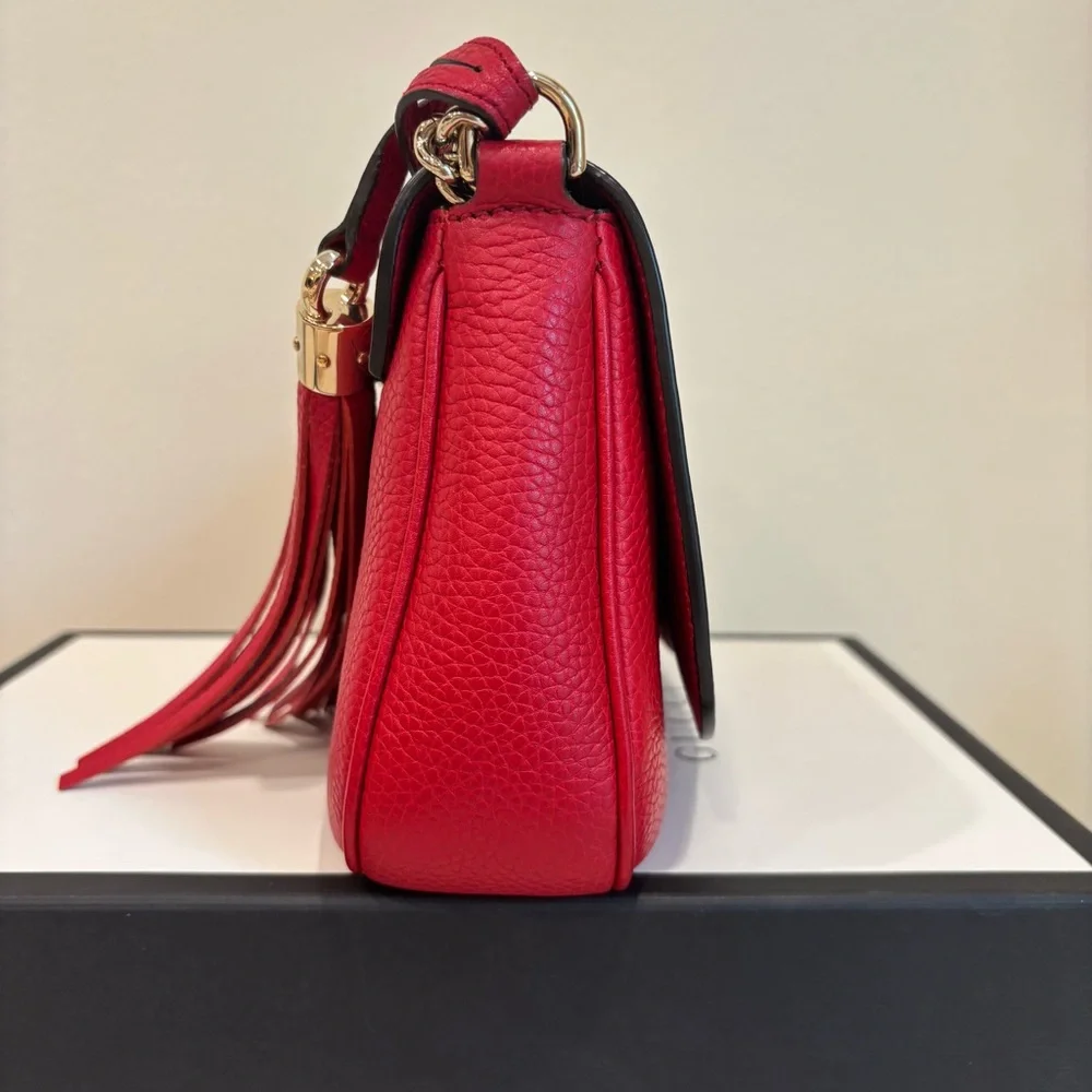 GUCCI SOHO DISCO GG Tassel Chain Crossbody Flap Red Calfskin Leather Bag